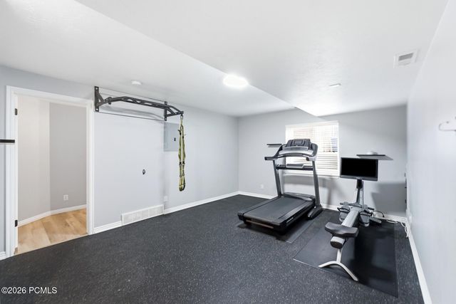 5334 S Castlegate Drive, Salt Lake City, UT 84117