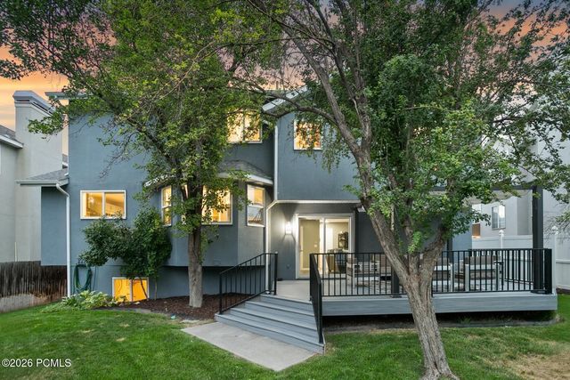 5334 S Castlegate Drive, Salt Lake City, UT 84117