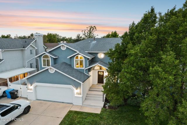 5334 S Castlegate Drive, Salt Lake City, UT 84117