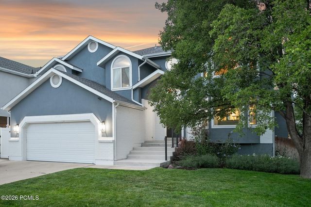 5334 S Castlegate Drive, Salt Lake City, UT 84117