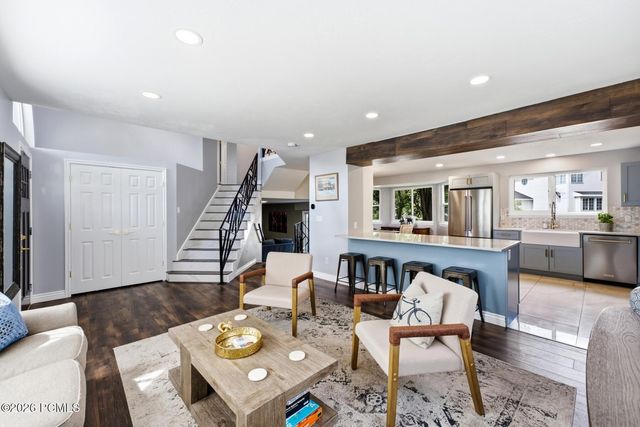 5334 S Castlegate Drive, Salt Lake City, UT 84117