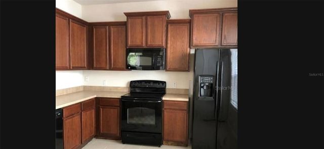 15327 OAK APPLE COURT 8B, Winter Garden, FL 34787