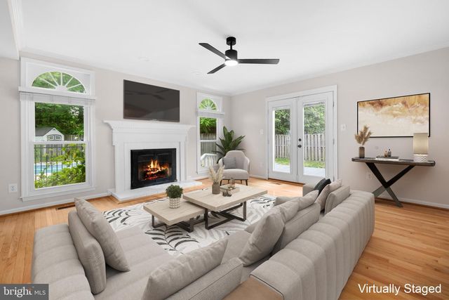 9597 BURNT OAK DR, Fairfax Station, VA 22039
