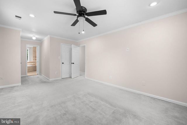 9597 BURNT OAK DR, Fairfax Station, VA 22039