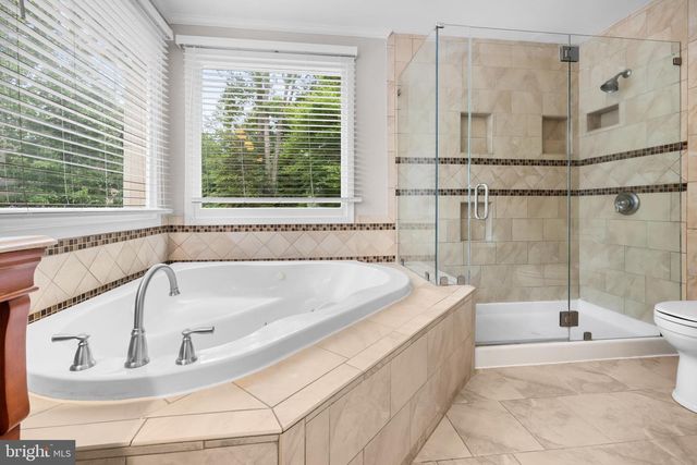 9597 BURNT OAK DR, Fairfax Station, VA 22039