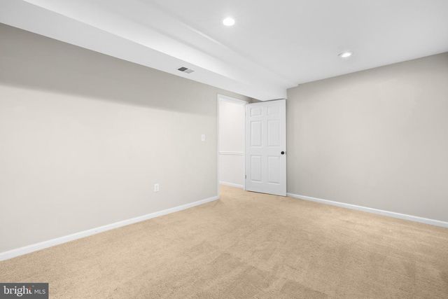 9597 BURNT OAK DR, Fairfax Station, VA 22039