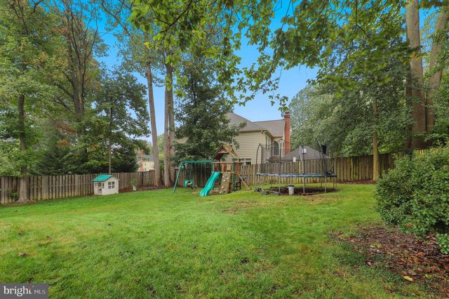 9597 BURNT OAK DR, Fairfax Station, VA 22039