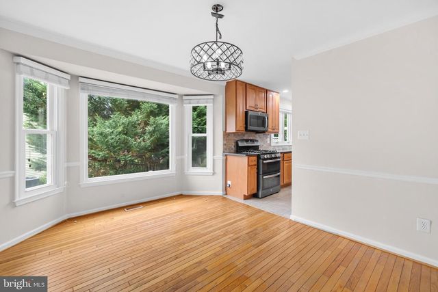 9597 BURNT OAK DR, Fairfax Station, VA 22039