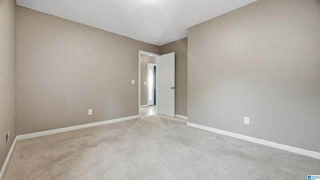 508 CAMDEN COVE CIRCLE, Calera, AL 35040