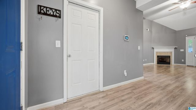 508 CAMDEN COVE CIRCLE, Calera, AL 35040