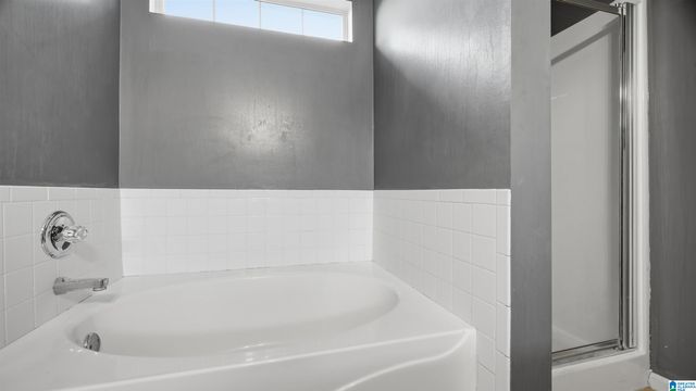 508 CAMDEN COVE CIRCLE, Calera, AL 35040