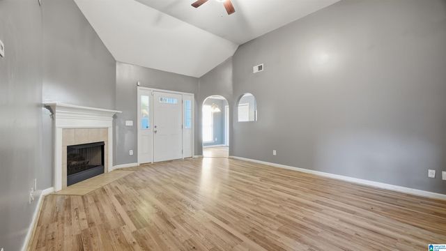 508 CAMDEN COVE CIRCLE, Calera, AL 35040