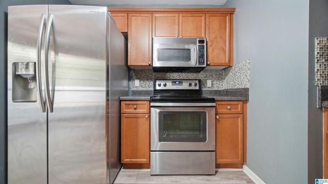 508 CAMDEN COVE CIRCLE, Calera, AL 35040
