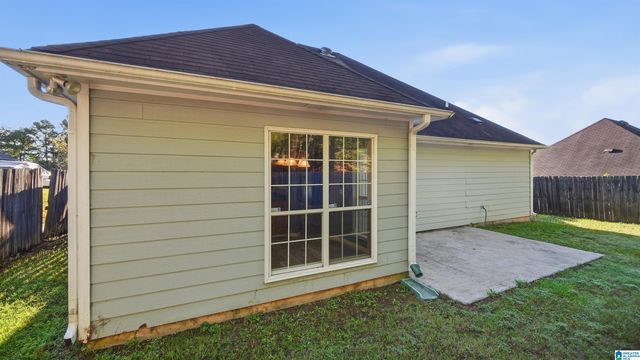 508 CAMDEN COVE CIRCLE, Calera, AL 35040