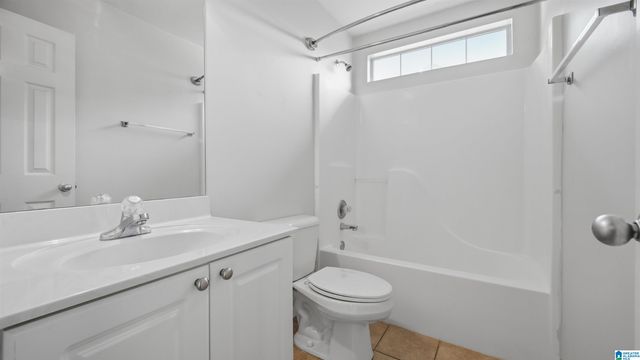 508 CAMDEN COVE CIRCLE, Calera, AL 35040
