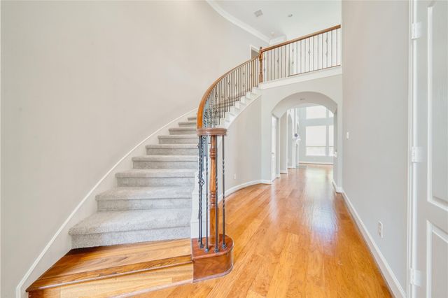 5619 Riverstone Crossing Drive, Sugar Land, TX 77479