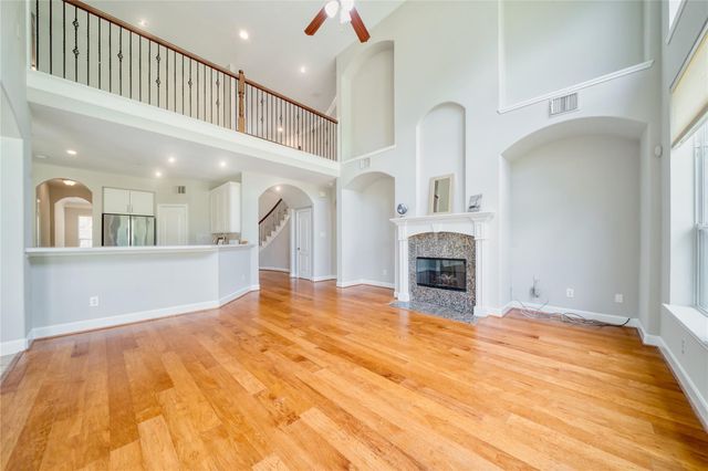 5619 Riverstone Crossing Drive, Sugar Land, TX 77479