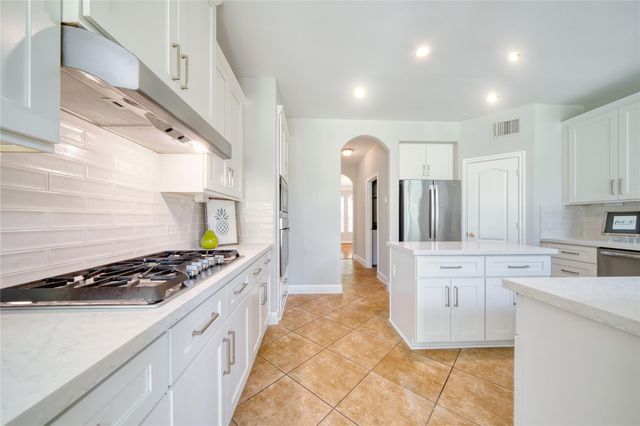 5619 Riverstone Crossing Drive, Sugar Land, TX 77479