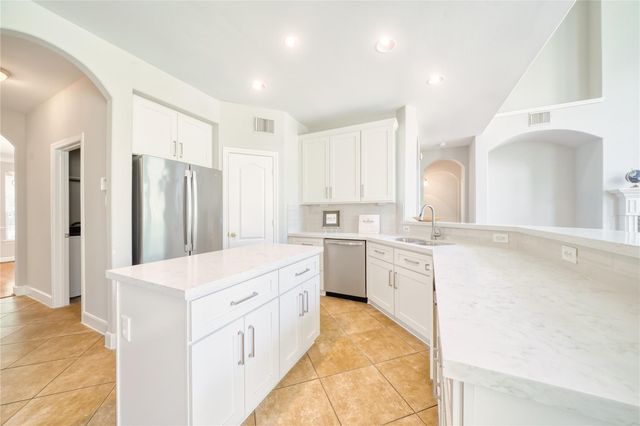 5619 Riverstone Crossing Drive, Sugar Land, TX 77479