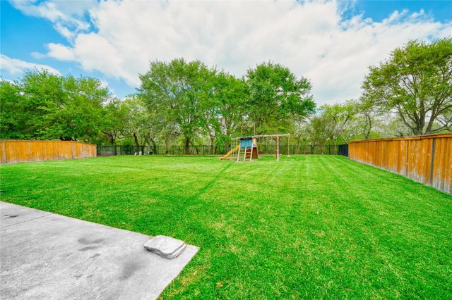 5619 Riverstone Crossing Drive, Sugar Land, TX 77479