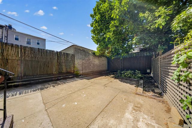 79-35 77th Avenue, Glendale, NY 11385