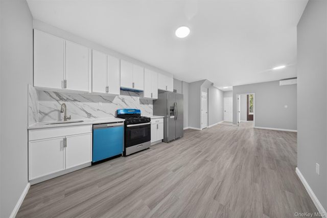 79-35 77th Avenue, Glendale, NY 11385