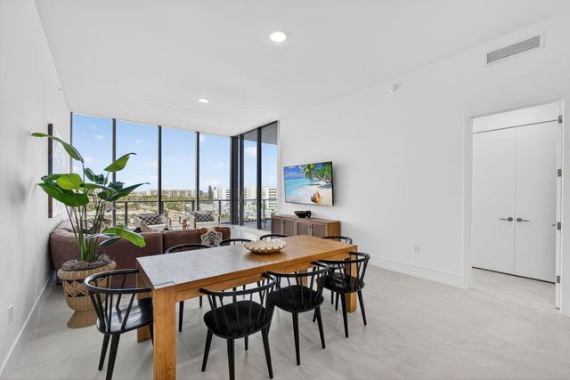 220 Lake Shore Drive 605, Lake Park, FL 33403