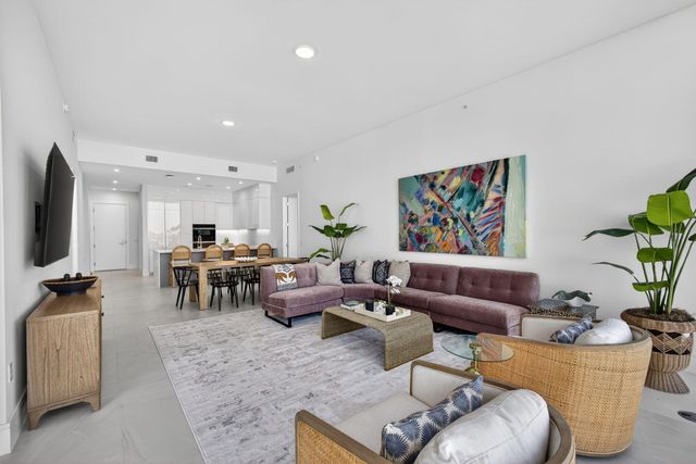 220 Lake Shore Drive 605, Lake Park, FL 33403