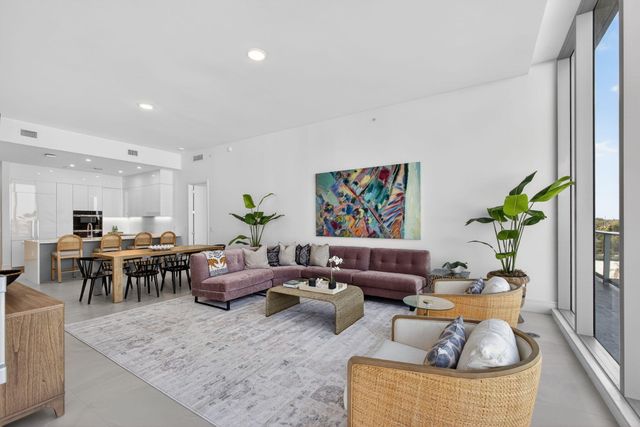 220 Lake Shore Drive 605, Lake Park, FL 33403