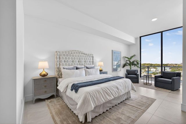 220 Lake Shore Drive 605, Lake Park, FL 33403