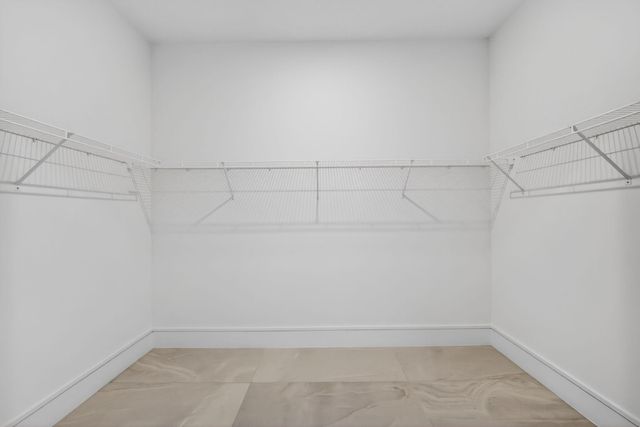 220 Lake Shore Drive 605, Lake Park, FL 33403