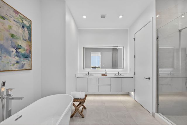 220 Lake Shore Drive 605, Lake Park, FL 33403