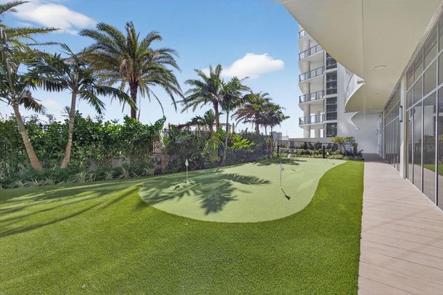 220 Lake Shore Drive 605, Lake Park, FL 33403