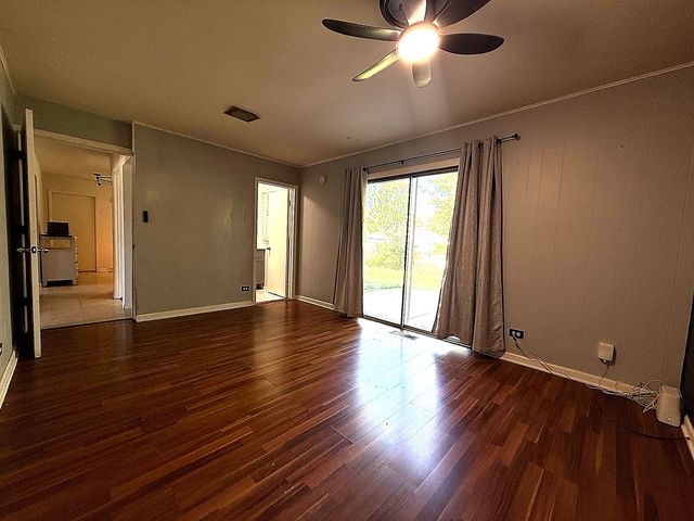 510 S Mount Prospect Road, Des Plaines, IL 60016