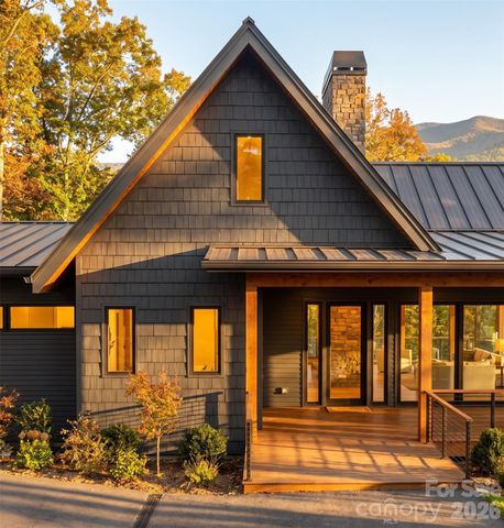 743 Hawk Mountain Road, Lake Toxaway, NC 28747