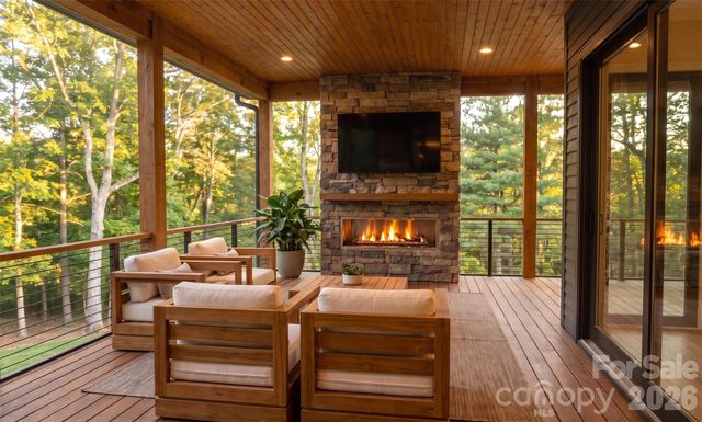 743 Hawk Mountain Road, Lake Toxaway, NC 28747