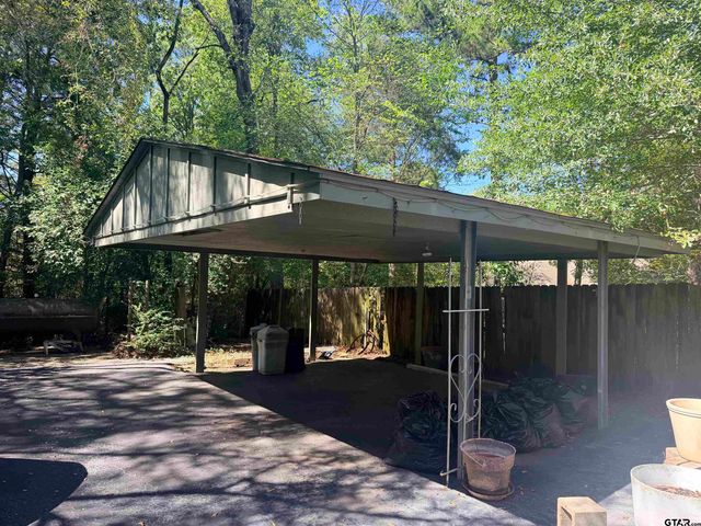 1205 Lake Cross Road, Hideaway, TX 75771