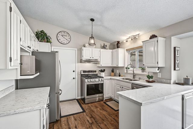 3661 152nd Street W, Rosemount, MN 55068