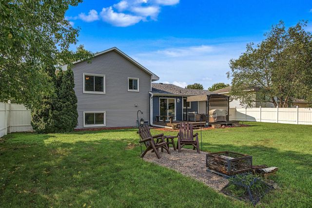 3661 152nd Street W, Rosemount, MN 55068