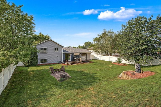 3661 152nd Street W, Rosemount, MN 55068
