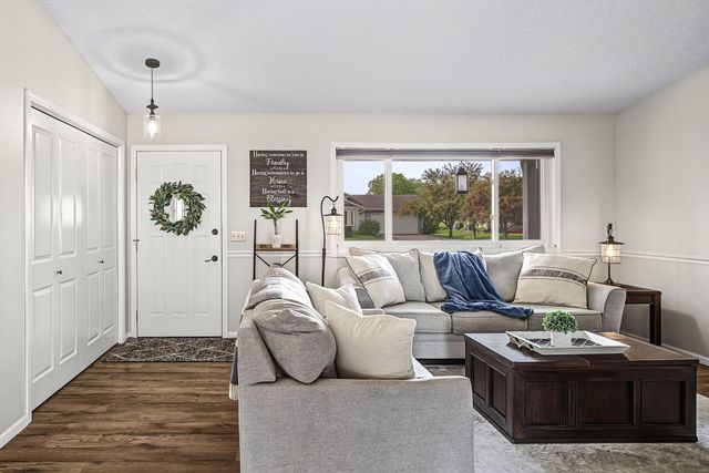 3661 152nd Street W, Rosemount, MN 55068
