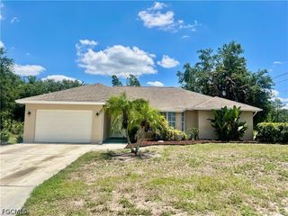 500 Lake AVE, Lehigh Acres, FL 33972