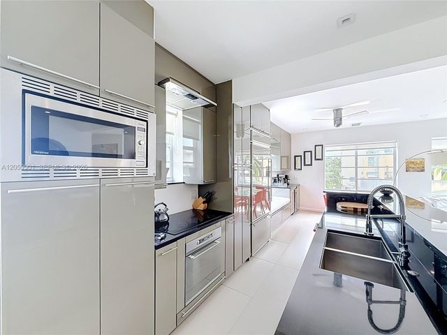 1460 Ocean Drive 404, Miami Beach, FL 33139