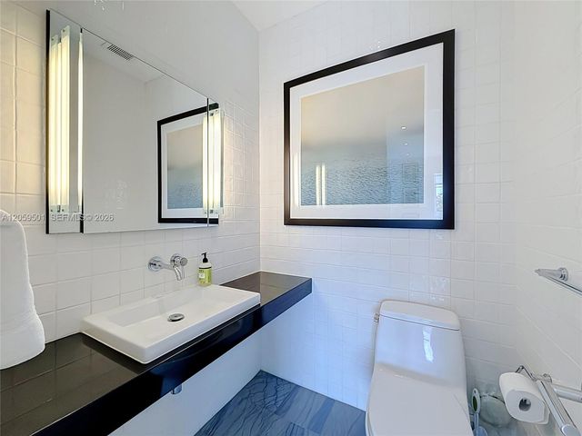 1460 Ocean Drive 404, Miami Beach, FL 33139