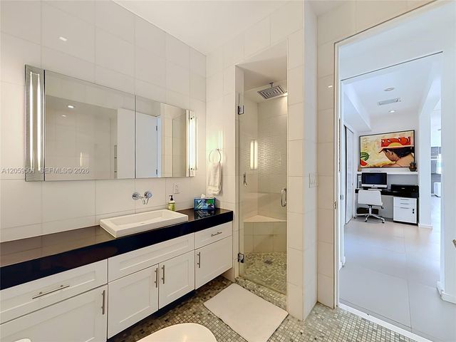 1460 Ocean Drive 404, Miami Beach, FL 33139