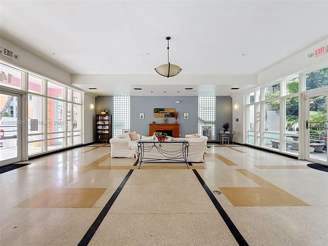 1460 Ocean Drive 404, Miami Beach, FL 33139