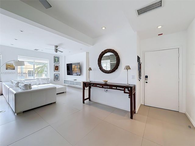 1460 Ocean Drive 404, Miami Beach, FL 33139