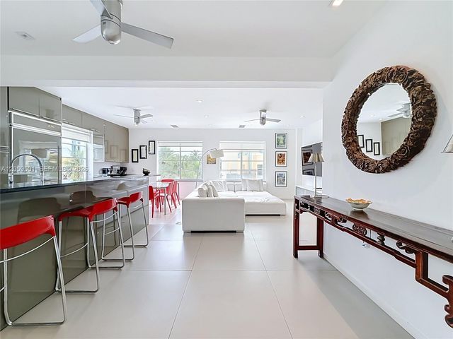 1460 Ocean Drive 404, Miami Beach, FL 33139