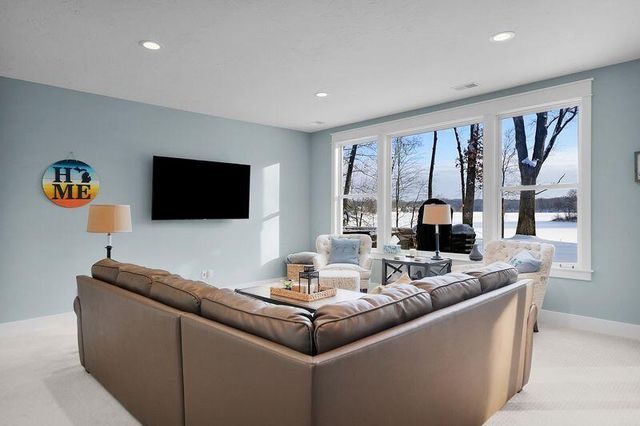 8006 S Potawatomi Court, Newaygo, MI 49337