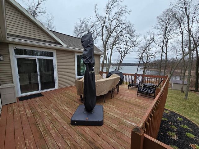 8006 S Potawatomi Court, Newaygo, MI 49337